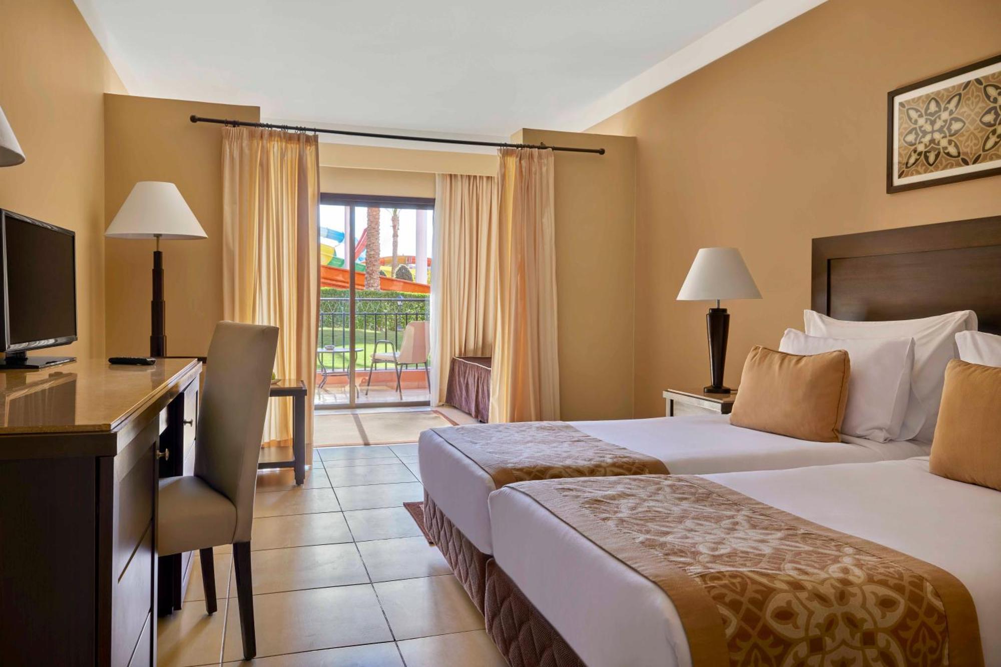 Jaz Neo Dar El Madina Hotel Coraya Bay Exterior photo